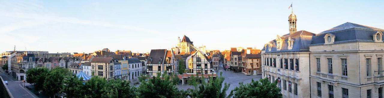 Le Coeur De Troyes - Appartement & Studio Ngoại thất bức ảnh